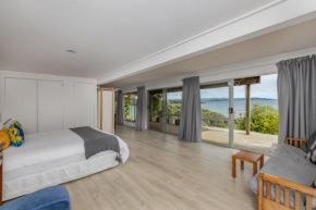 Tapuaetahi Beachfront Studio - Downstairs Self-Contained Holiday Unit, Kerikeri